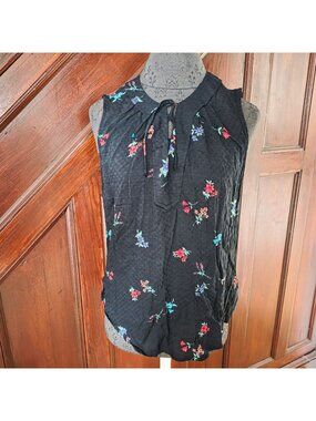 Old Navy Black Sleeveless Floral Print Blouse With Tie-Neck Detail Womens Small